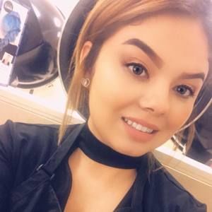 Meet your Posher, Norma